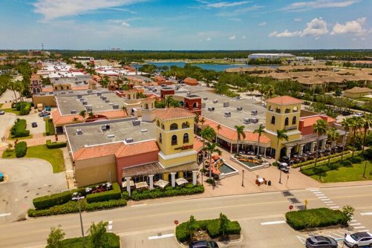 Private Shopping Tour from Fort Myers Hotels to Miromar Outlets